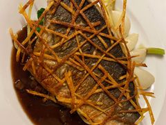 -ResTaurAnt S'ZWILLING Stuebel