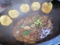 -曹丞相·地锅鸡·地锅鱼(武林店)