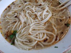 拉面-正宗胖子抻面馆(岭东路店)