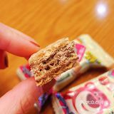 迪士尼奶痞7️⃣层威化🥪 真的很香脆 还有榛子味哦🌰