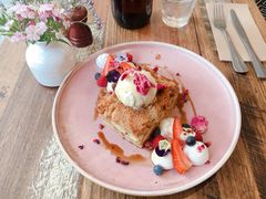 -FLOVIE FLORIST CAFE