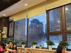 -喇喇排骨火锅·传统韩式脊骨汤(望京西园总店)