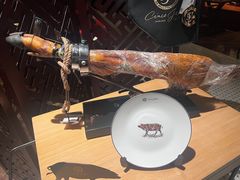 -恰餐厅及酒吧 CHAR Bar & Grill (北京丽都皇冠假日店)