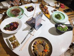 -荟廷·晶萃(陆家嘴尚悦湾店)