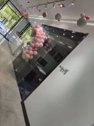 点击看大图 -十孕纪高端孕妇亲子摄影
