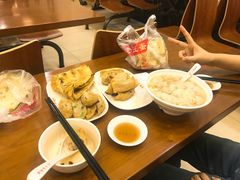 -小姜锅贴(凤凰街店)