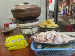 -威邵鸡煲(西华路总店)