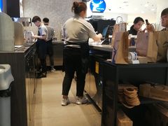 -瑞幸咖啡(国贸商场店)