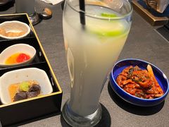 -铭牛烧肉·和牛海鲜自助(高新月牙湖店)