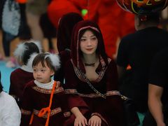 -龙格亲子游泳俱乐部(泊富中心)