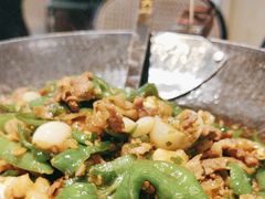 -费大厨辣椒炒肉(高铁吾悦广场店)