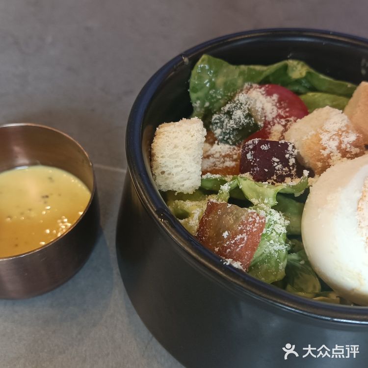 店面在花城汇北区，APM黄埔大道A出口