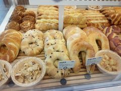 -焙丽拾光(麦凯乐直营店)