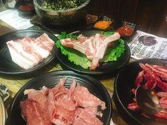 -哈哈碳都·牛肋条无限自助烤肉(台江万达店)