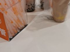 -CoCo都可(虹口龙之梦店)