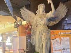 -暴风岛沉浸式体验馆(百联世纪店)