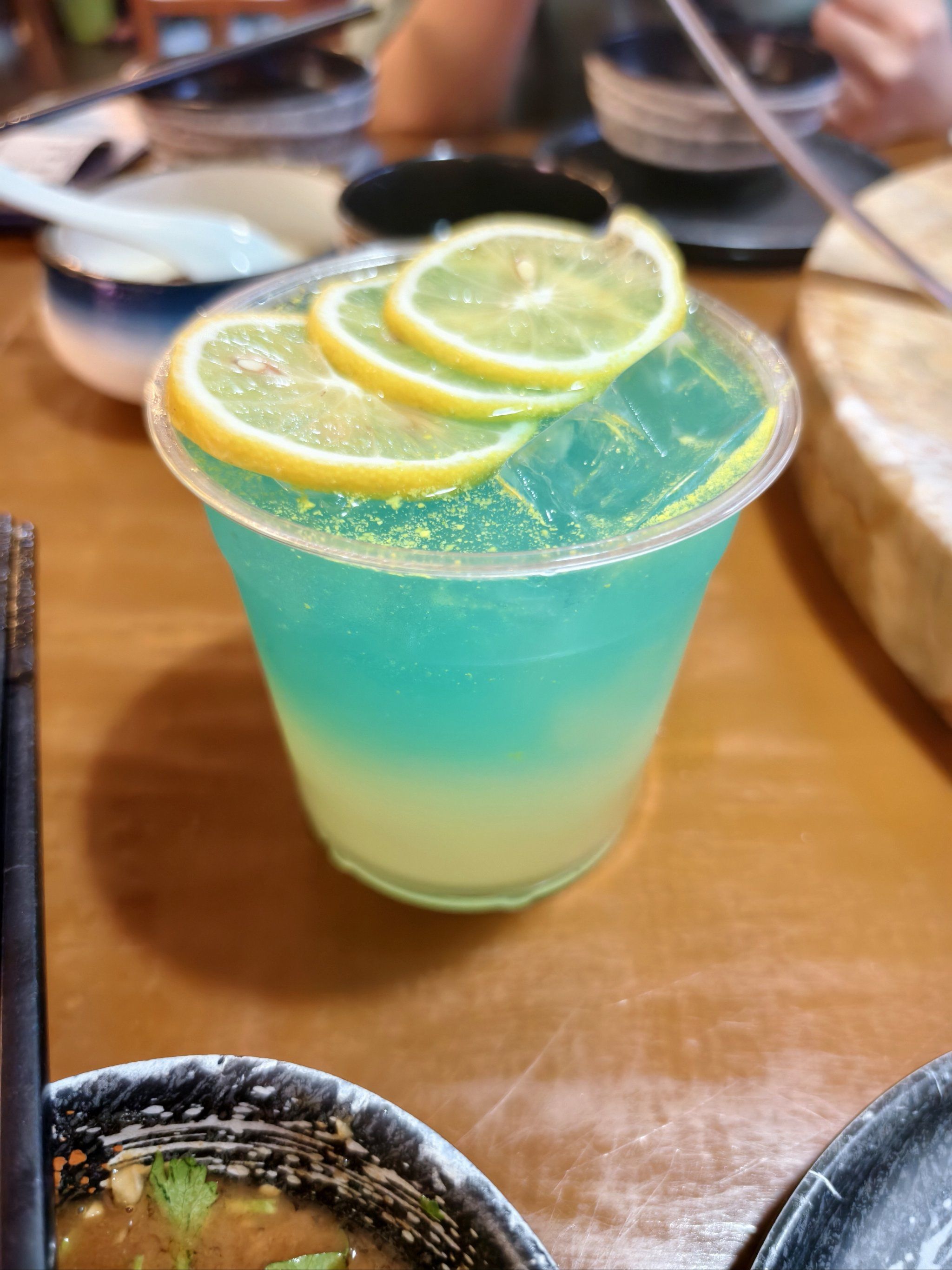 海盐柠檬水