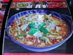 -云鱿记鱿鱼鸡·野生菌火锅(人民南路店)