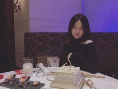 -AZUR聚(香格里拉饭店)