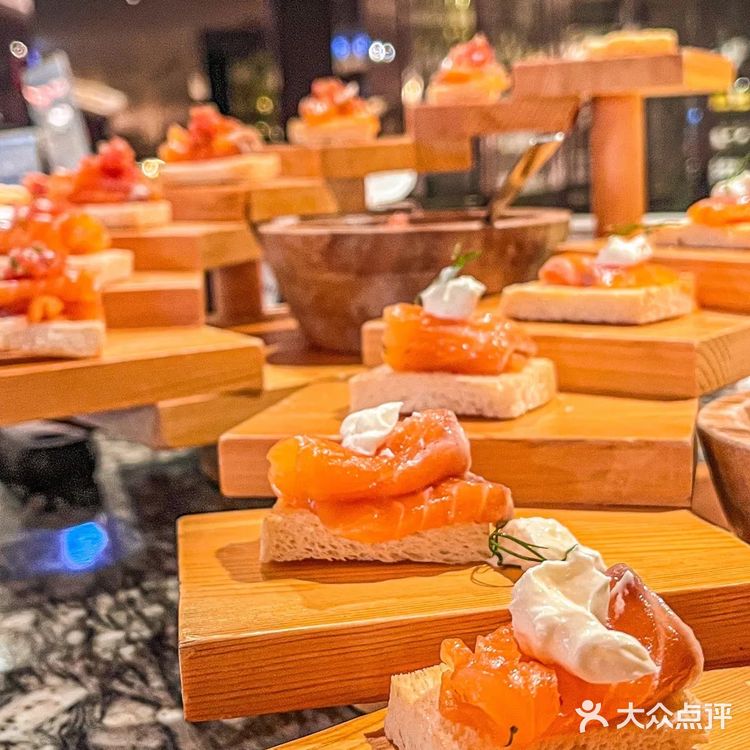 原来自助餐真的可以吃回本‼️来自希尔顿的无贰体验🥂