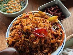 -包整·丝娃娃(一览甲秀楼风景店)