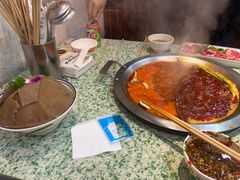 -肖婷姐大铁锅重庆火锅(南湖店)