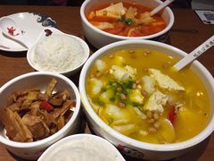 -渝是乎酸菜鱼(龙旗购物中心店)