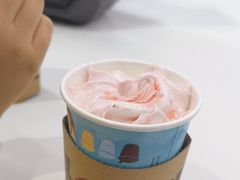 -DQ·蛋糕·冰淇淋(金源新燕莎MALL店)