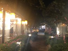 -二荆条·蜀鲜汇城市森林火锅