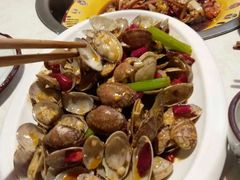 -休记光头香辣蟹干锅店(衣冠庙店)