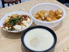 豆浆糯米饭-豆香园(龙翔店)