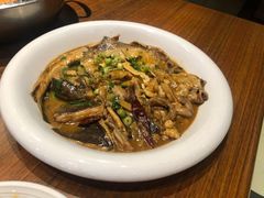 家焖杂拌鱼-日月昇海鲜码头(开发区五彩城店)