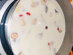 -煲宫猪肚鸡(昆山金鹰国际购物中心店)