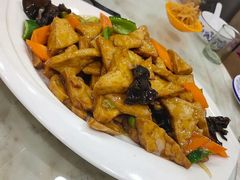 家常烧豆腐-孔记酱骨手擀面(三道街店)