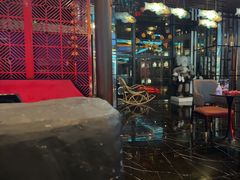-屋有岛沉浸游戏旗舰店(中山公园店)