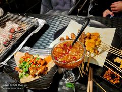 -何师烧烤Pro ·江湖川菜·小龙虾·精酿(太古里旗舰店)