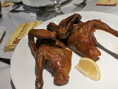 招牌红烧乳鸽-太平馆西餐厅(北京路店)