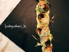 -La Mer Restaurant & Lounge