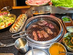 -韩烧牛中牛·甄选黑牛烤肉(黑金店)