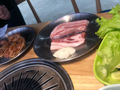 厚切五花肉-老炉家木炭烤肉(长江国际店)
