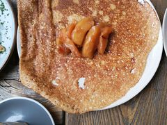 慢炖盐焦糖苹果可丽饼-RAC BAR(安福路店)