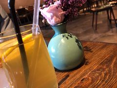 -Carbon莫卡哆·意大利复古集市餐厅(杭州大厦店)
