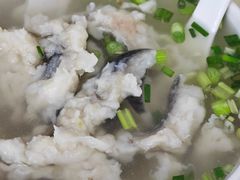 -依云煎包店