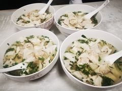 -周震馄饨
