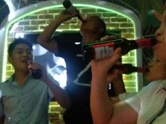 -米乐星世界KTV