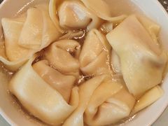 刀鱼馄饨-老半斋(福州路店)