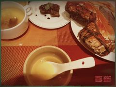 -上海衡山路十二号华邑酒店