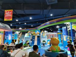 -多奇妙乐园·淘气堡·电玩·抓娃娃(海口吾悦店)