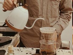 -Line 咖啡(石厦花园店)