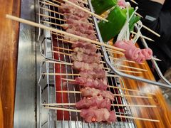 -哈尔滨小酒馆·鲜肉现穿自助烧烤(康新花园店)